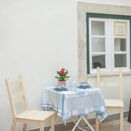 Alfama Charming Apt With 2 Free Bikes By Timecooler Lisboa Eksteriør billede