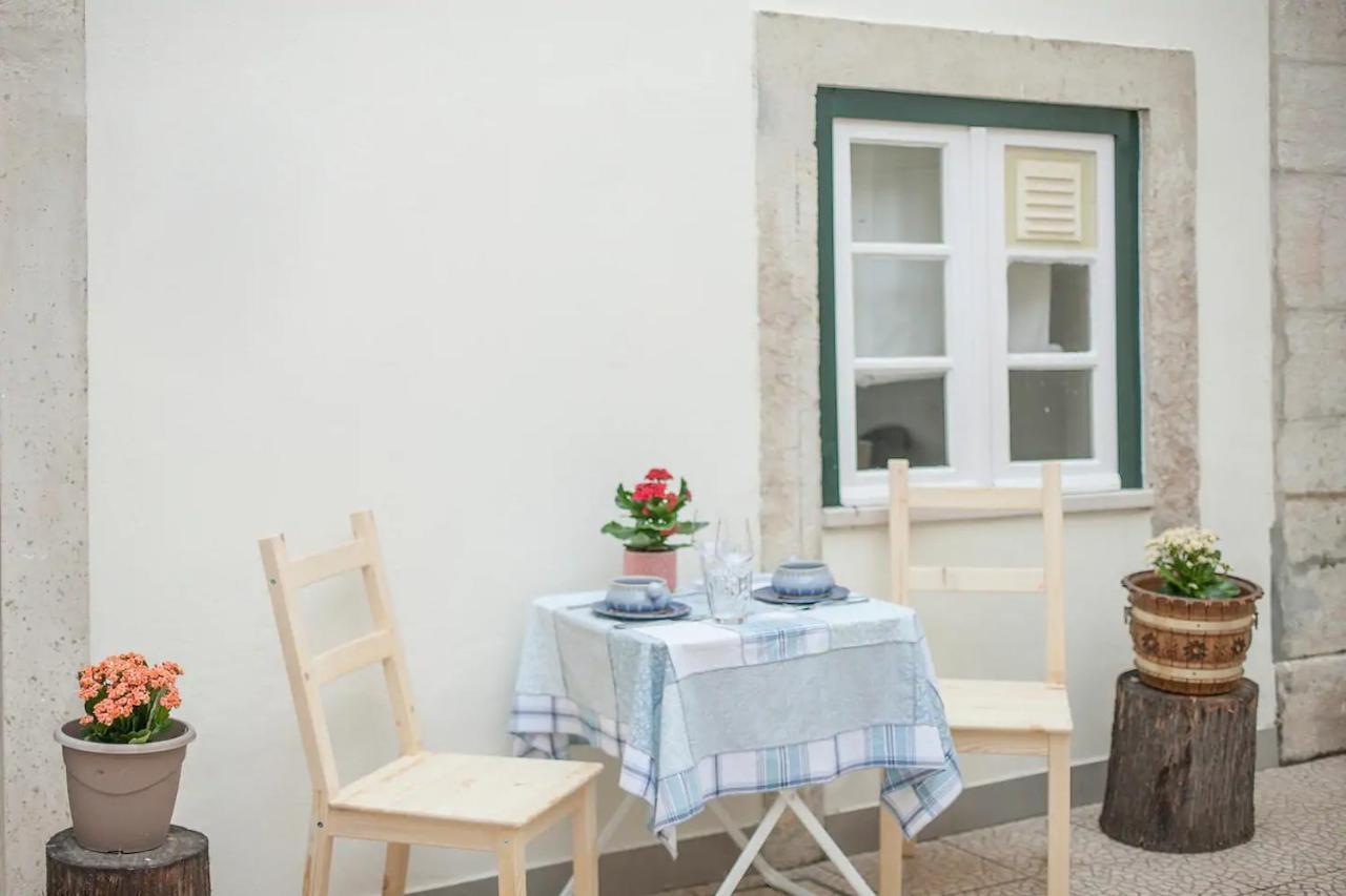 Alfama Charming Apt With 2 Free Bikes By Timecooler Lisboa Eksteriør billede